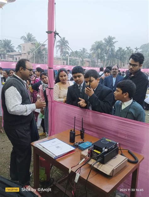 Amateur Radio Demo Sparks Curiosity At WB School