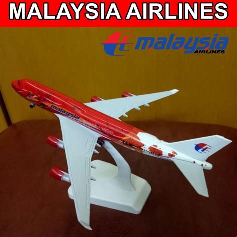 Jual Miniatur Pesawat Boeing B777 300er Garuda Indonesia Diecast Medium