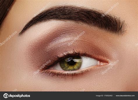 Eye Makeup Based On Shape Saubhaya Makeup