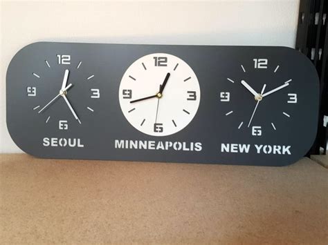 Zegar 3 Strefy Czasowe Personalizacja ModernClock Zegary Z Designem