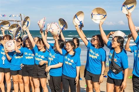 Màu sắc của áo đồng phục team building mùa hè hot nhất năm