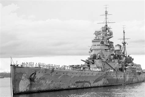 The battleship HMS Prince of Wales arriving at Singapore, 4 December ...