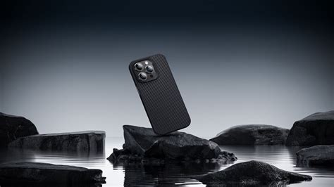 Does Titanium iPhone 15 Pro or Pro Max Need a Case? Benks Insightful G