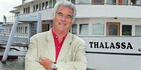 Georges Pernoud présentateur historique de Thalassa est mort