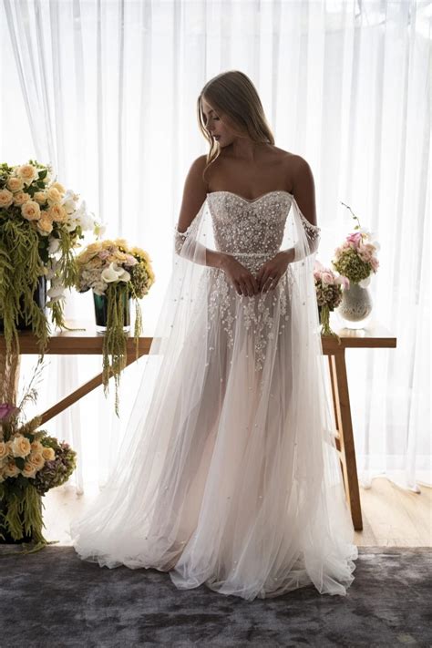 20 Sexy Wedding Dresses Ideas 2024 [guides And Tips]