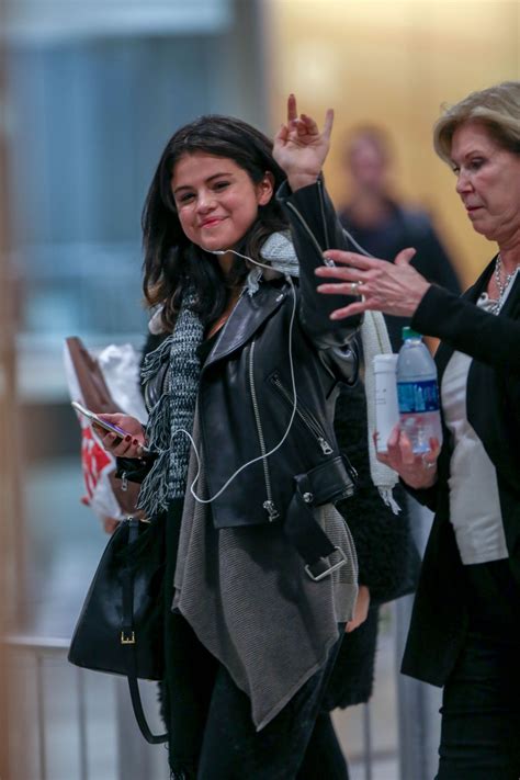 Selena Gomez At Hartsfield Jackson Atlanta International Airport