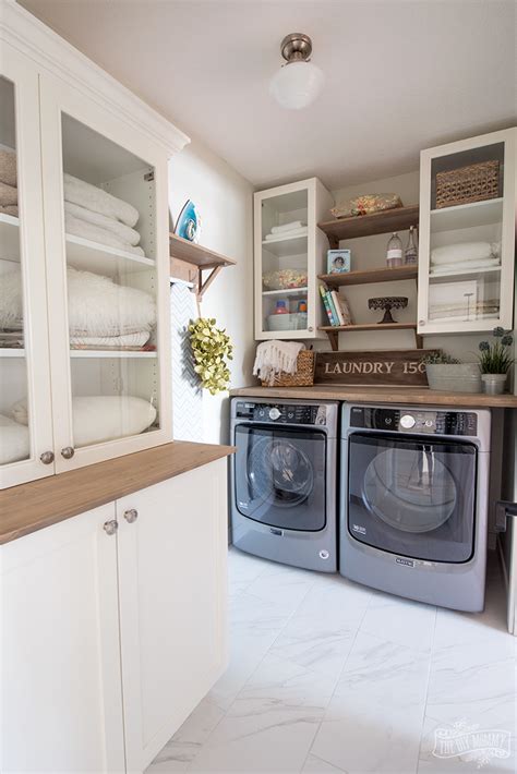 Classic Cottage Laundry Room Reveal Mom S Lake House The Diy Mommy