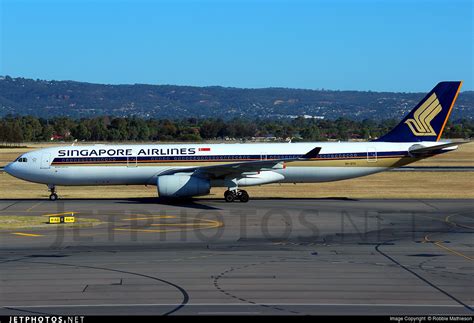 9V STV Airbus A330 343 Singapore Airlines Robbie Mathieson