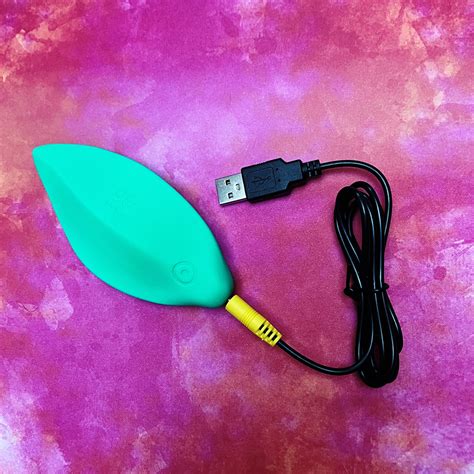 Toy Review - The Wave by ROMP - Sexbloggess