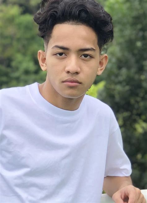 Karlmann Schrader aus Meerbusch 20 Gay sucht Gay für Dating und
