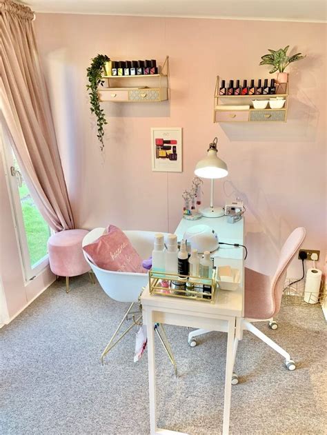 Insta Worthy Nail Salons NAIL CAREER EDUCATION Salon Interior