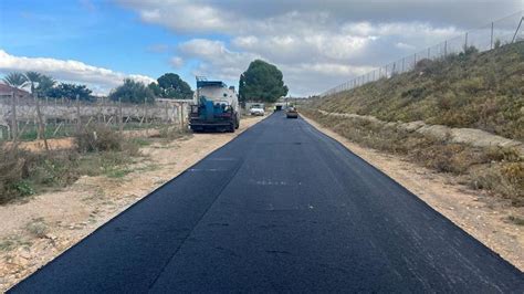 El Ayuntamiento De Monforte Asfalta Otros Metros De Caminos