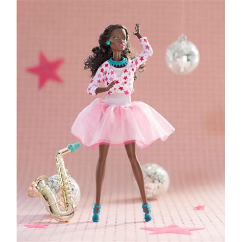 Vêtements à coudre pour Barbie 24 modèles chics et féeriques