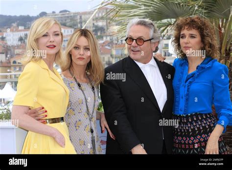 George Miller Kirsten Dunst Vanessa Paradis And Valeria Golino At The