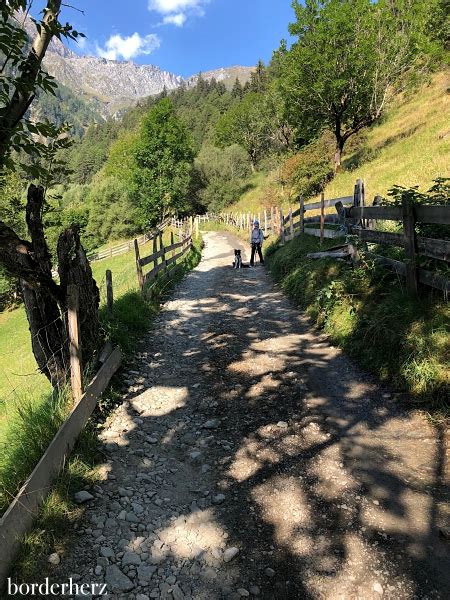 Wanderung zur Badener Hütte