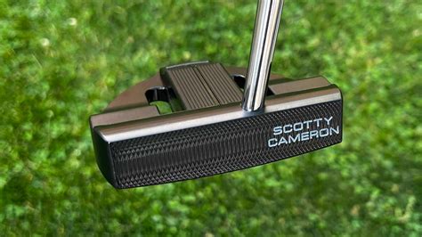 Can a long putter really help you make more putts? | Proving Ground