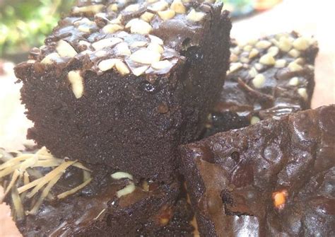 Resep Fudgy And Shiny Brownies Oven Tangkring Oleh Palupi Nimas Cookpad