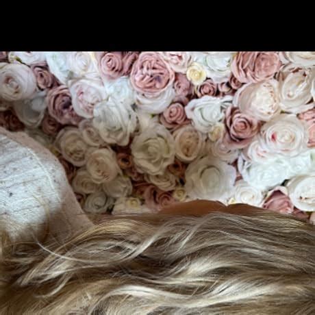 Amazon Hot Wheels City Toy Car Track Set T Rex Chomp Down With Scale Vehicle Knock