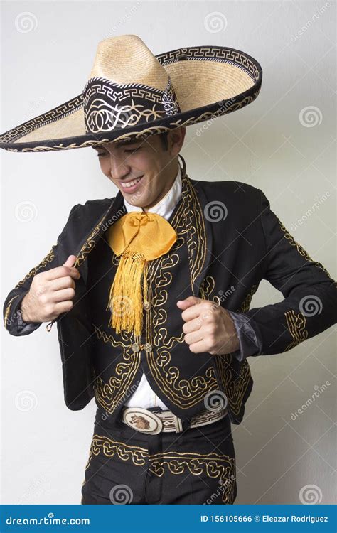 Mexican Dancer In Traditional Costume Stock Photo Image Of Latin