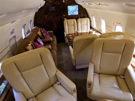 Jeffrey Epsteins Luxurious 61 Million Gulfstream G550 Private Jet Was Just Put On The Market