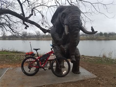 City has been adding new sculptures along the river path, this is my favorite. : bikecommuting