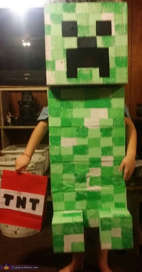 DIY Minecraft Creeper Costume