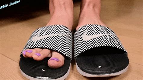 Brook S Toe Tease With L Vistors MOV Amateur Soles Giantess And Footjobs Clips Sale