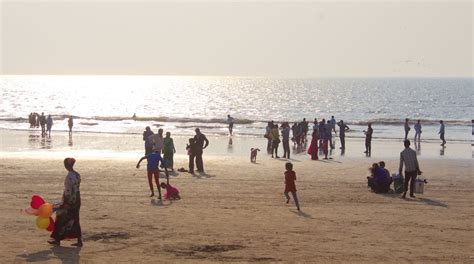 Juhu Beach Tours - Book Now | Expedia