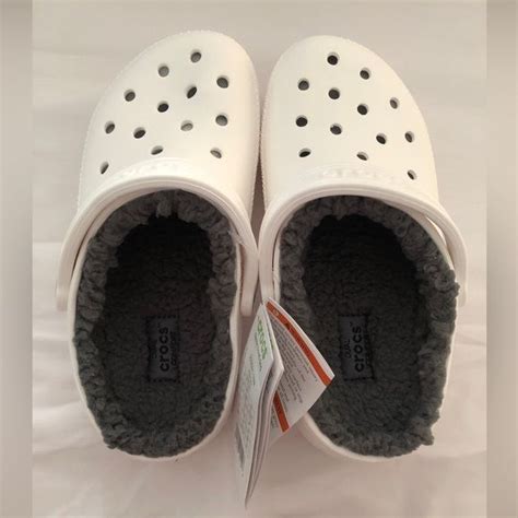 Crocs Classic White With Grey Fur Lined Clogs I Size Mens 4 Womens 6