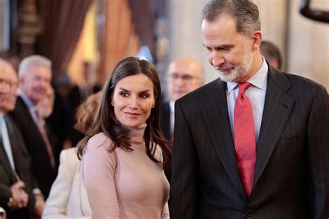 El Rey Felipe Y La Reina Letizia Estrenan La Semana Con Una Cita Con La