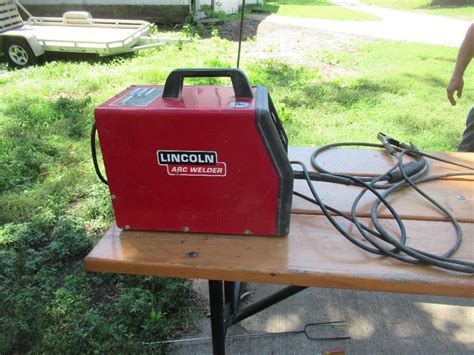 Lincoln Electric Weld Pak 100 115v Wire Feed Welder Bigiron Auctions