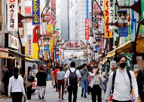 Japans Economic Growth Seen Weaker As Global Economy Stutters The