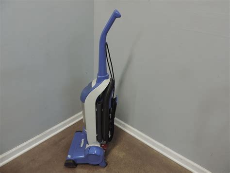 Transitional Design Online Auctions Kenmore Quick Clean Upright Vacuum Cleaner