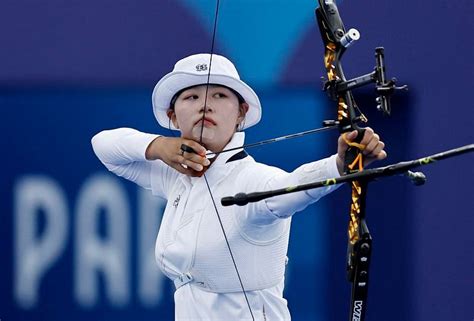 Olympics Archery Lim Shoots World Record To Signal Korean Intentions