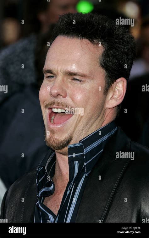 Kevin Dillon Actor Chinese Theatre Hollywood Los Angeles Usa 10052006
