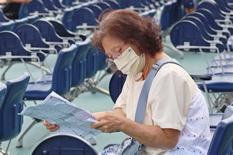 沙田馬場上演馬季煞科日 馬迷看好伍鵬志封王 香港商報