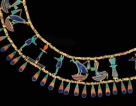 Pin By A Shaltot On A Les Pharaons Egypt Museum Egypt Jewelry Necklace