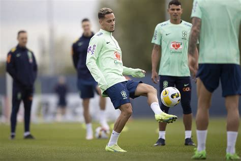 Antony Fala Sobre A Premier Legue Muito Importante Para Jogar A Copa