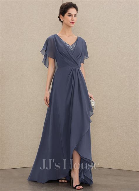 A Line V Neck Asymmetrical Chiffon Mother Of The Bride Dress With