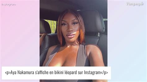 Aya Nakamura célibataire Coupe afro XXL et bikini léopard très