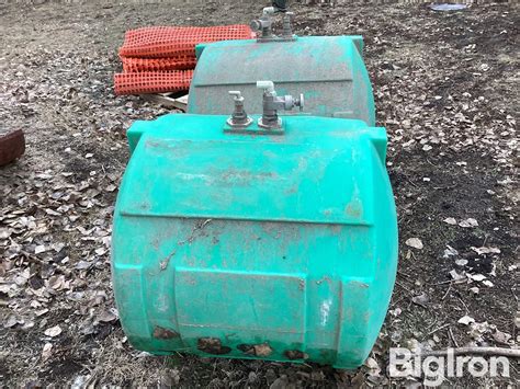 Snyder Poly Tanks | Agriculture | BigIron 