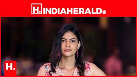 Kalpika Ganesh Hot Photos Gallery