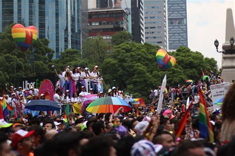 Estas Son Algunas De Las Marcas Que Estuvieron En La Marcha Del Orgullo Lgbtttiq Informabtl