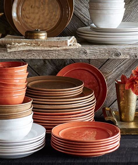 Rustic Dinnerware for 2021 | Wildlife Dinnerware Sets