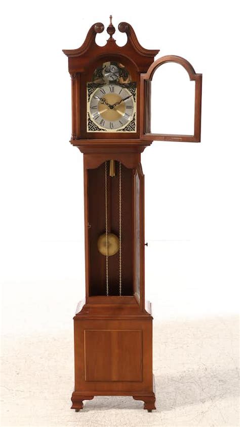 Colonial Mfg Of Zeeland Maple Case Grandmother Clock Mid To Late 20th