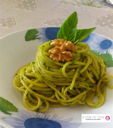 Spaghetti Al Pesto Di Basilico E Noci Incucinacongiorgia