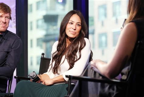 Joanna Gaines Opens Up About Battling Perfectionism In Memoir