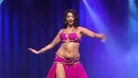Curvy Muslim Arab Belly Dancer Saudi Brunette Porn XHamster