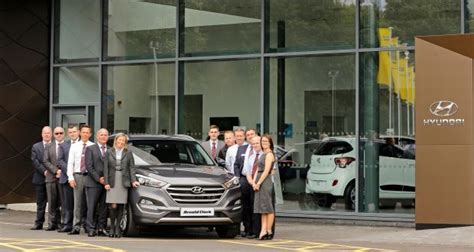 Arnold Clark Opens Uks Largest Hyundai Dealership