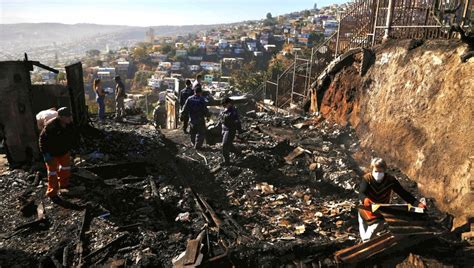 Bengala Que Origin Incendio En Valpara So Habr A Sido Lanzada Por